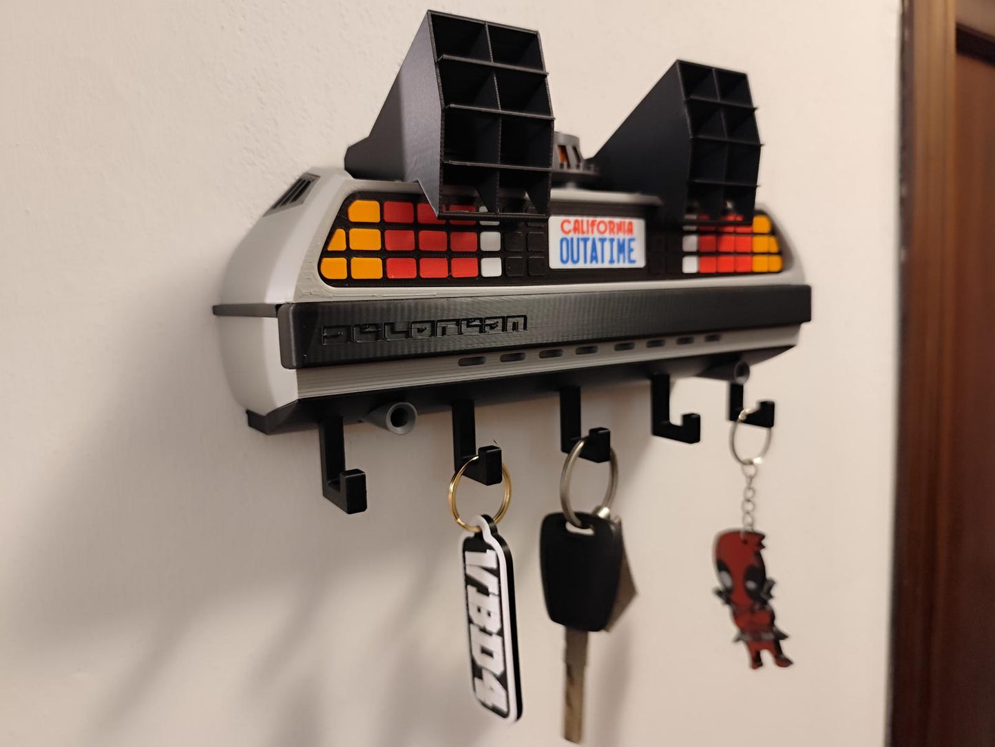 Wieszak na klucze DeLorean – Back to the Future Edition
