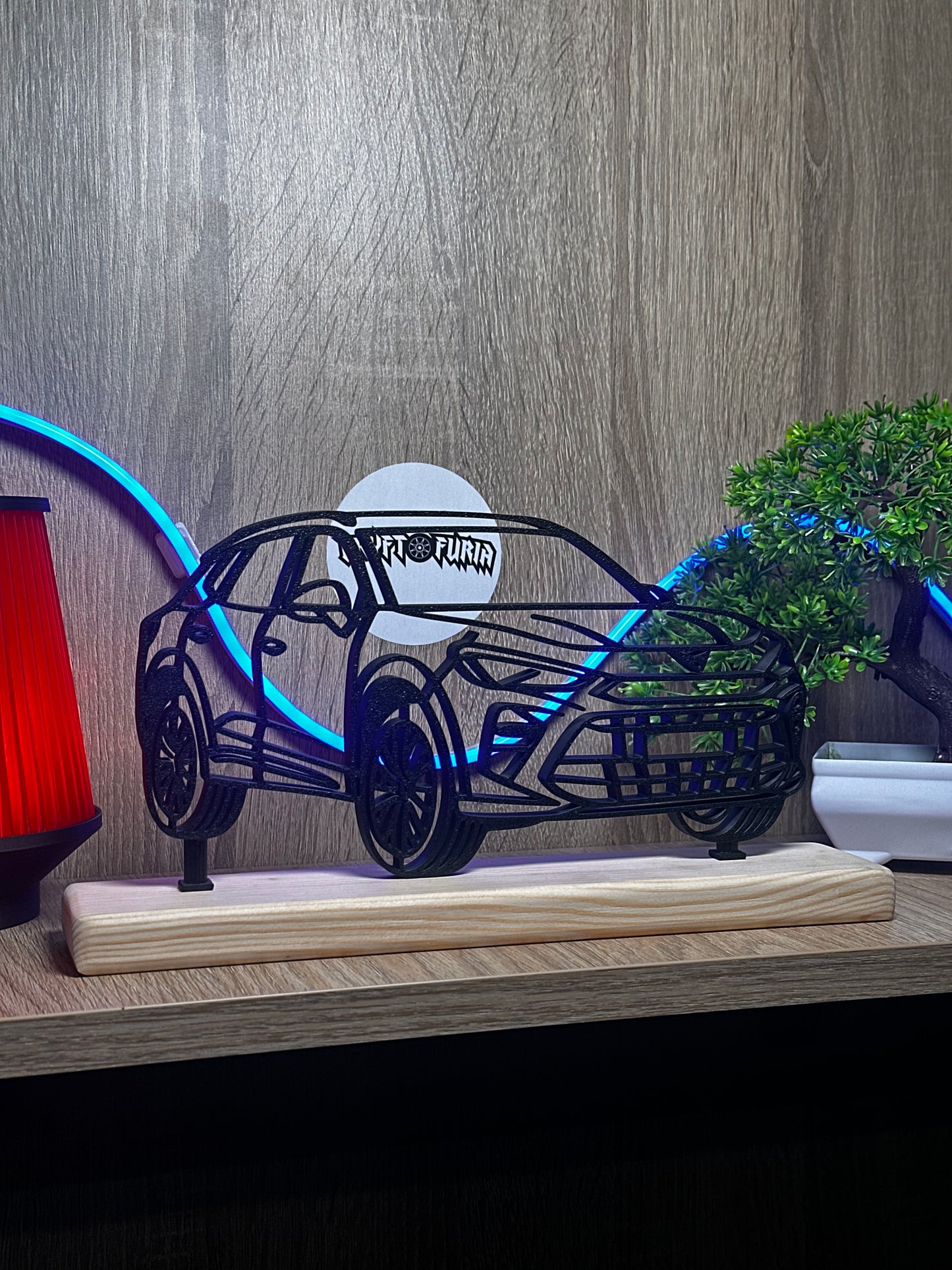 Statuetka z Twoim Samochodem/Motocyklem i nie tylko – Unikalna i Personalizowana